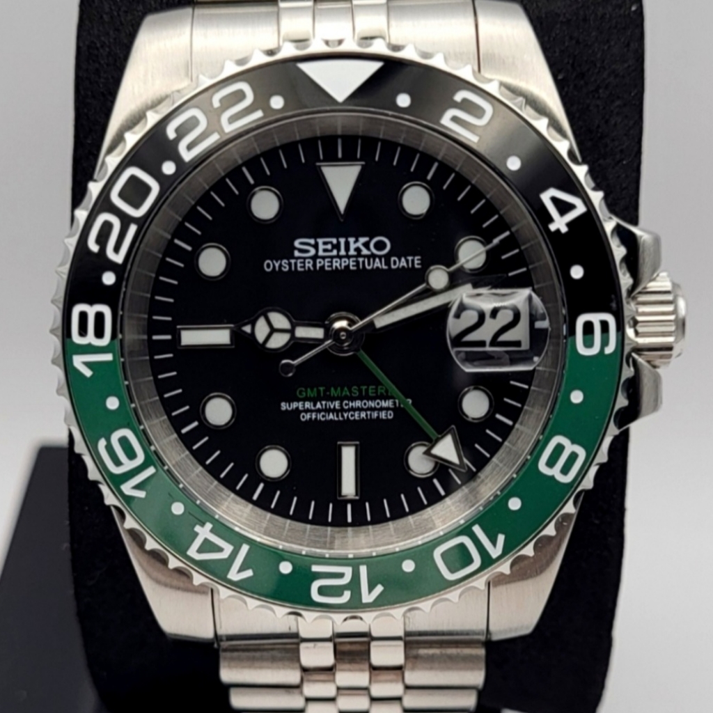 New 40mm Seikomod Gmt Automatic Watch